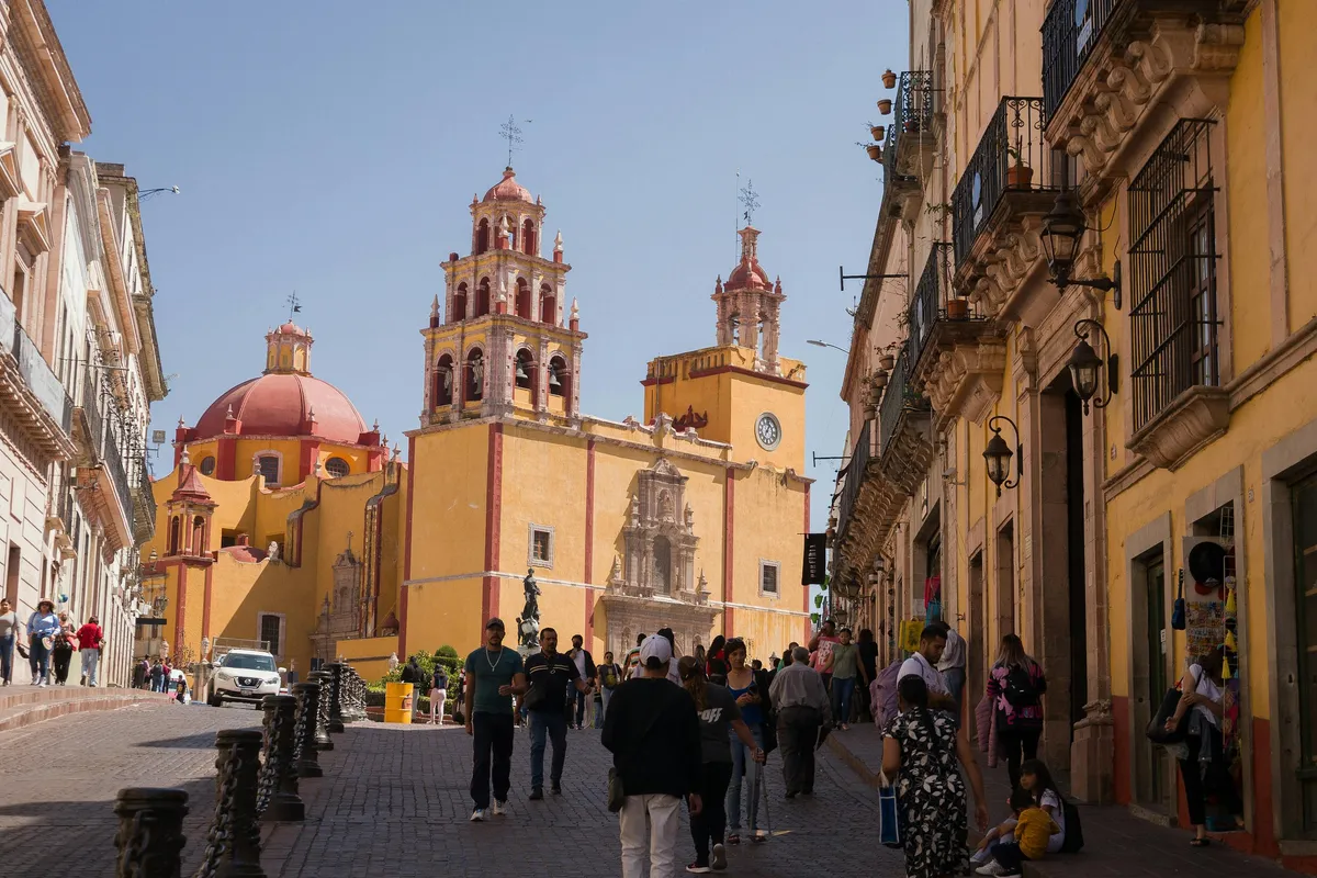 Comprehensive Travel Guide to Mexico: Tips, Tricks, and Advice for 2024